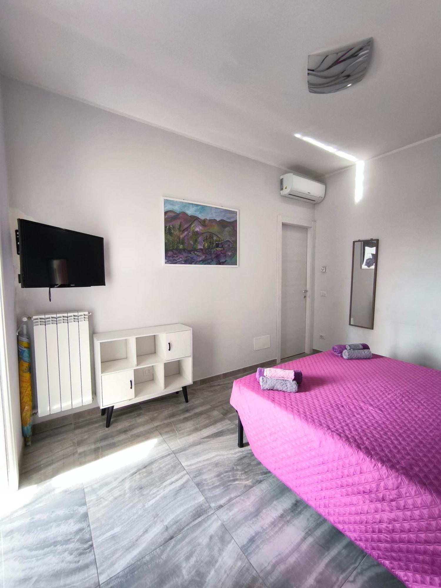 شقة Casa Viola - Al Centro تاورمينا المظهر الخارجي الصورة